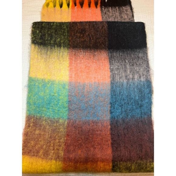 NWT HatAttack Bright Multi Lofty Scarf - Picture 5 of 5